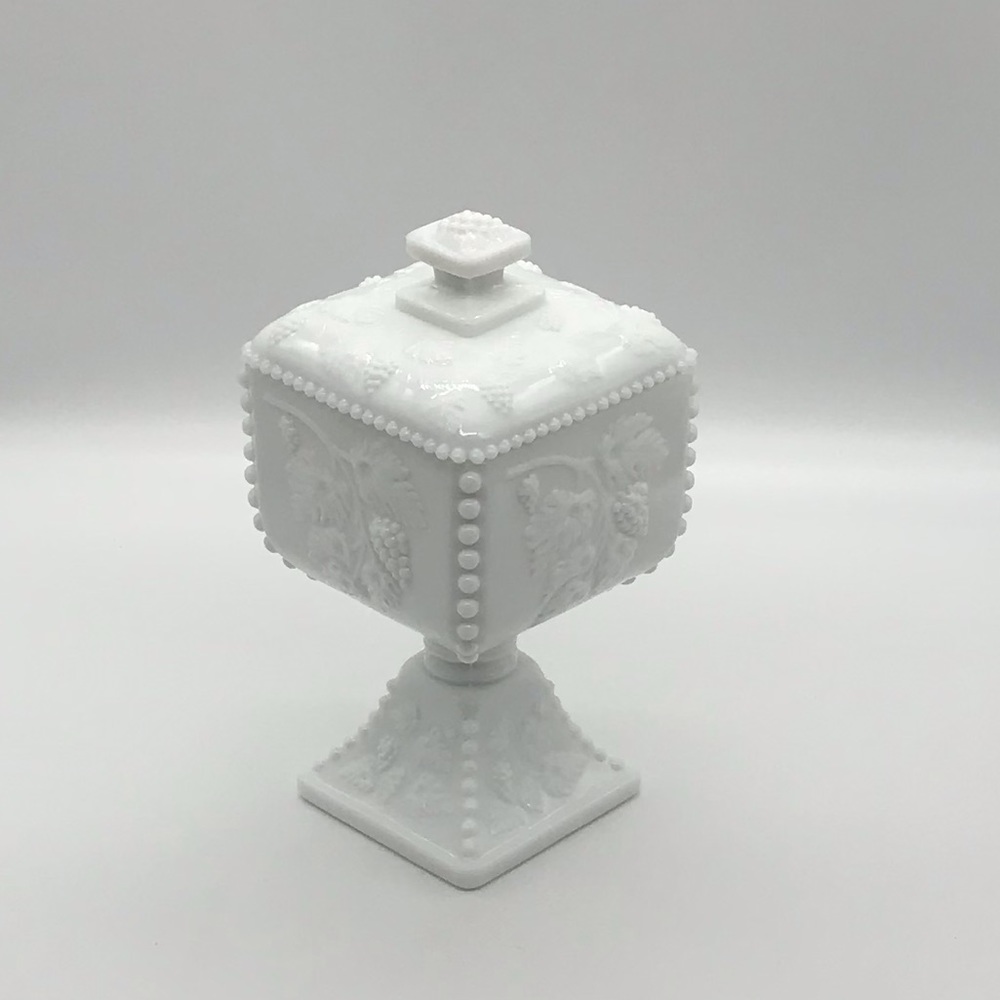 FENTON VINTAGE HARVEST GRAPE MILK GLASS CANDY DISH